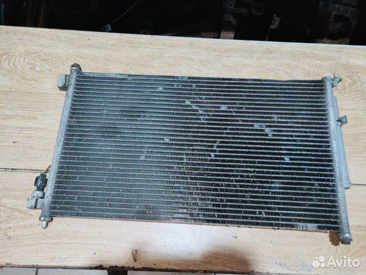 Радиатор кондиционера Nissan Note E11 2008