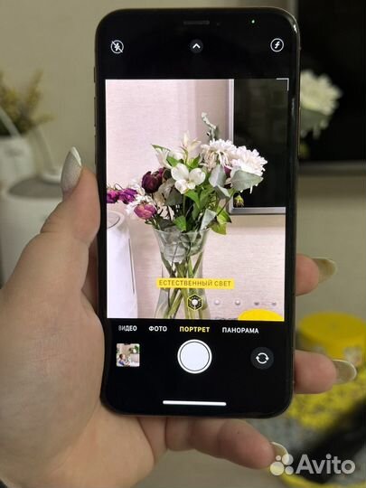 iPhone Xs, 64 ГБ