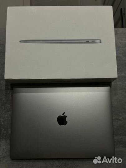 Apple MacBook Air 13 2019, 256 гб, 8GB