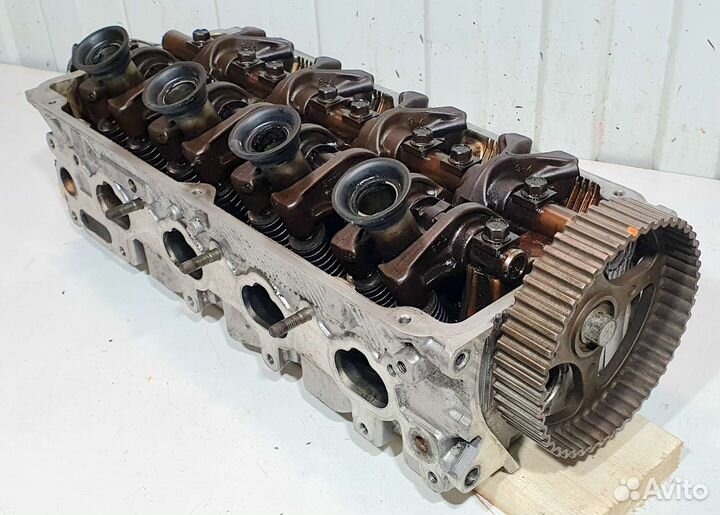 Головка блока цилиндров Mitsubishi 4G64 2,4