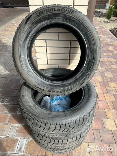 Bridgestone Blizzak VRX 225/60 R18