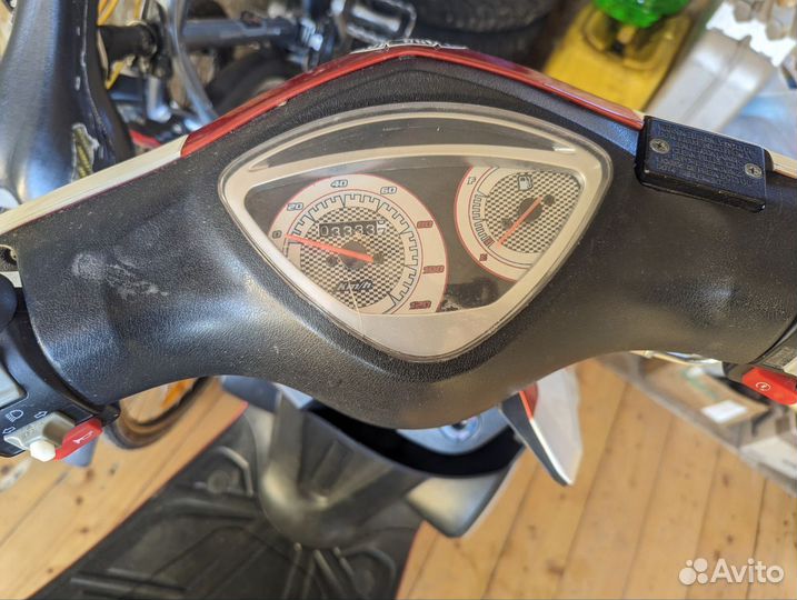 Скутер Vento Corsa 150