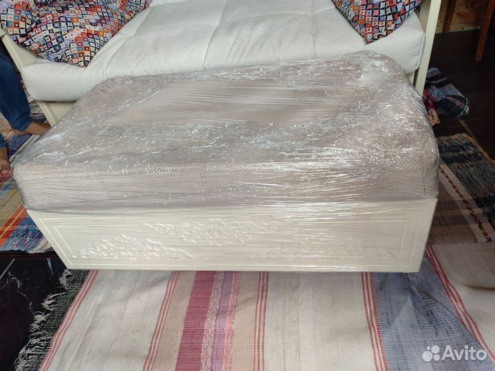 Банкетка пуфик