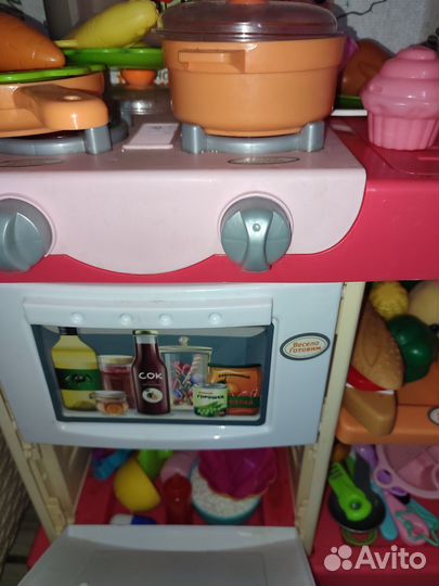 Кухня интерактивная с посудой и продуктами