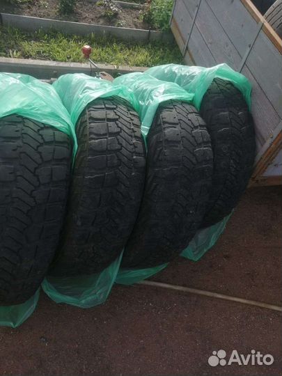 Goodyear Wrangler MT/R Kevlar 255/75 R17 111