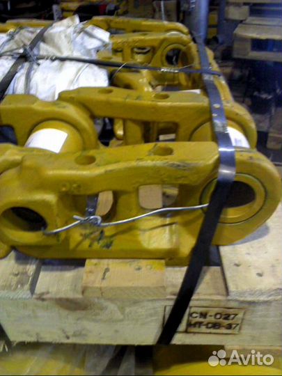 Звено цепи на shantui SD23