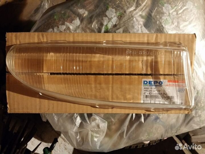 Ford Mondeo стекло на фару Depo