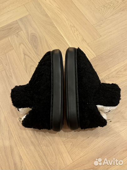 Женские черные плюшевые ботинки на толстой подошве