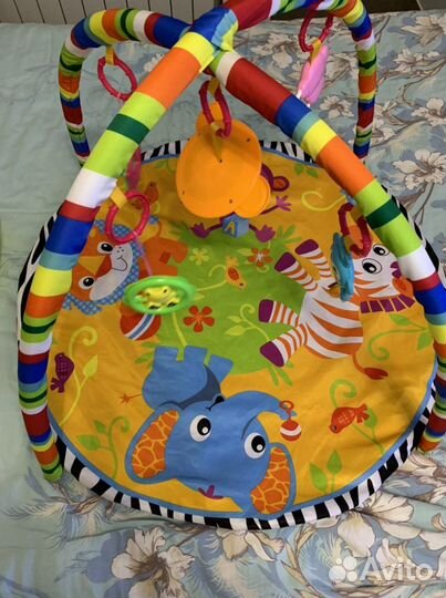 Развивающий коврик