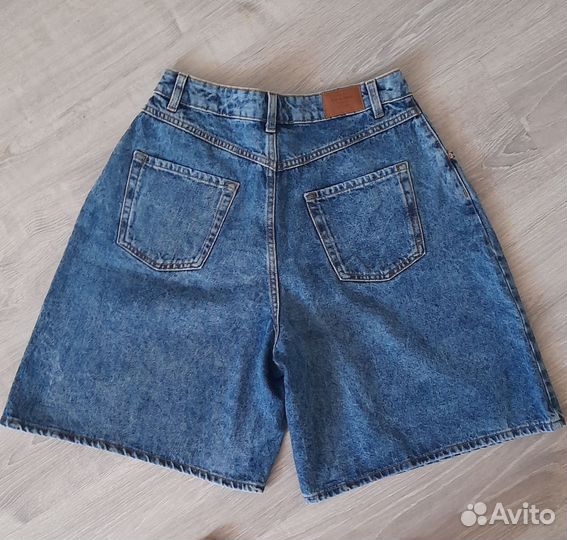 Джинсовые шорты бермуды