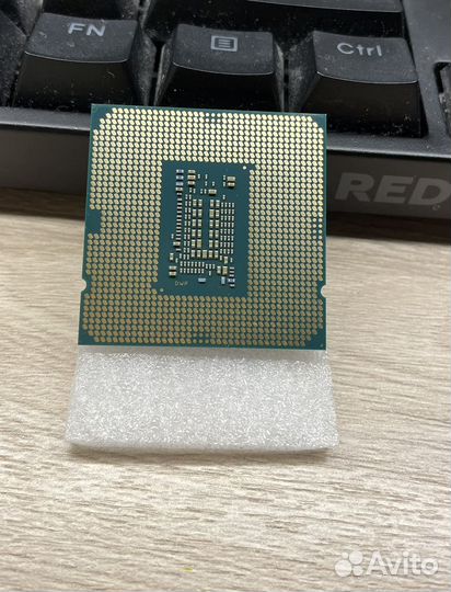 Процессор Intel Core i3 10105F