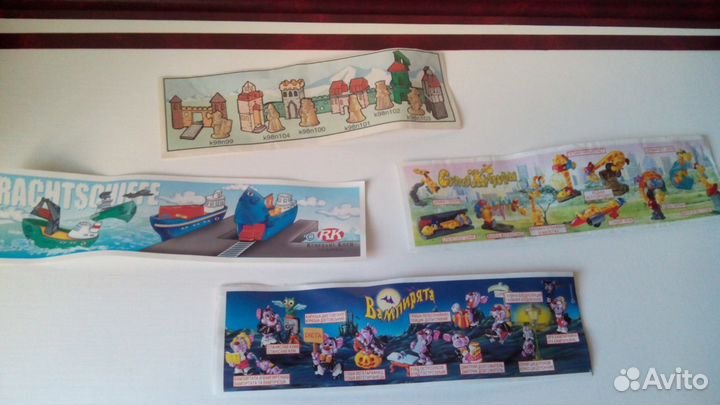 Игрушки из киндер-сюрприза (серии) + вкладыши