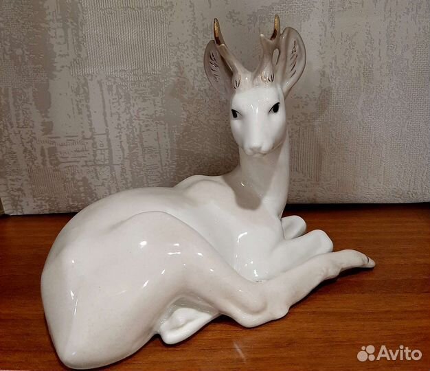 Фарфоровая статуэтка Олень, 50-60 гг. хх в