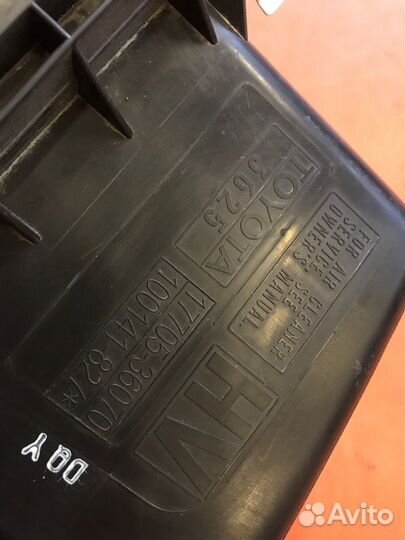 Корпус воздушного фильтра Toyota Camry AVV50