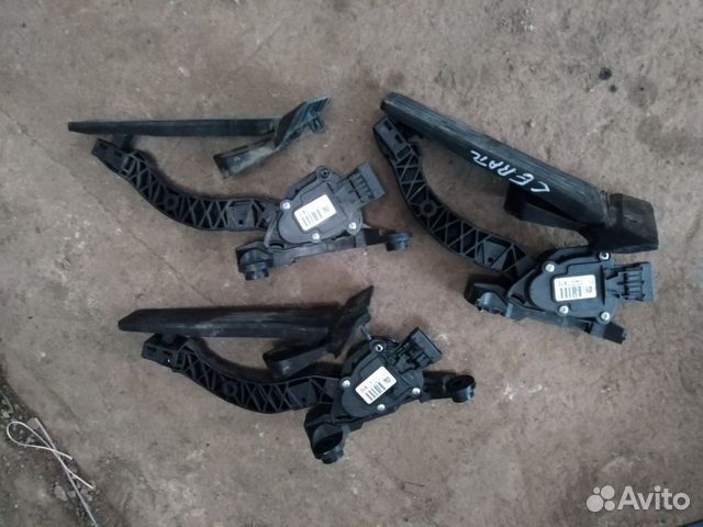 Педаль акселератора газа Kia Cerato 3 YD 2012-18