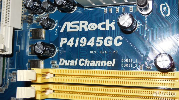 P4i945GC