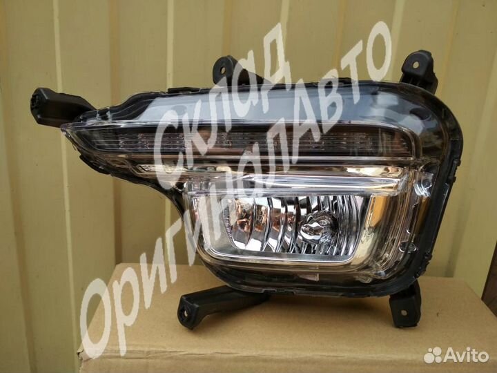 Фара противотуманная левая диодная Киа Рио 15-17г