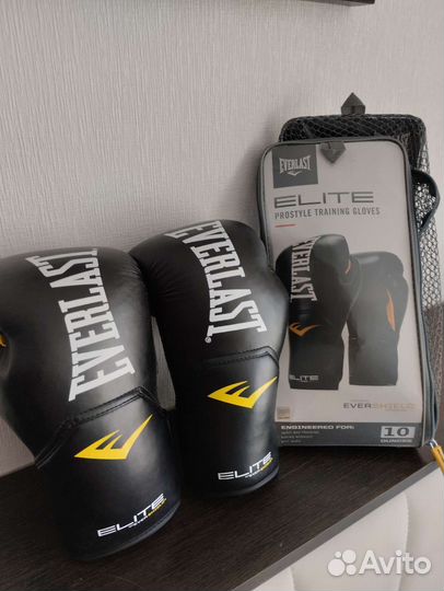 Боксерские перчатки everlast elite 10 oz