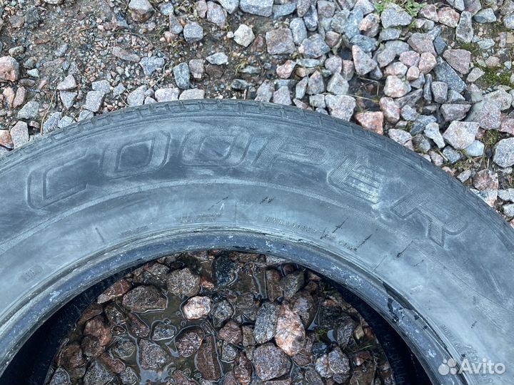 Cooper CS4 Touring 235/65 R17 104