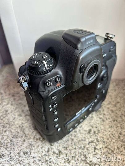 Фотоаппарат Nikon D4s