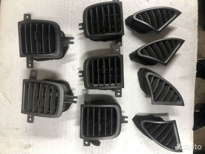 Воздухозаборники Hyundai Accent