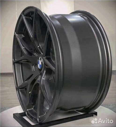 Кованые диски BMW R20