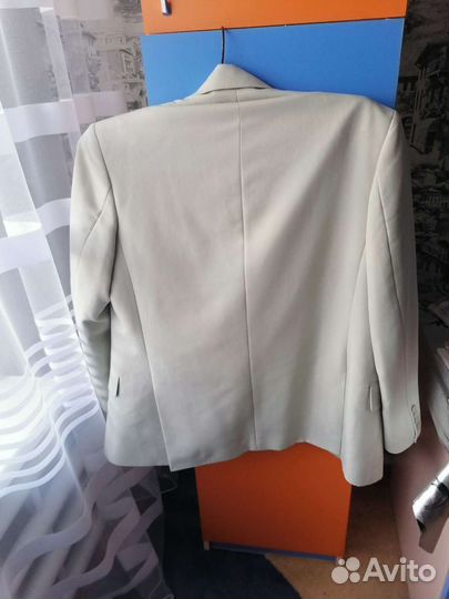 Костюм тройка