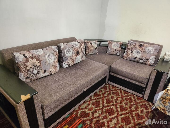 Угловой диван бу