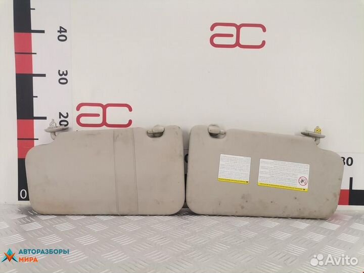 Козырек солнцезащитный Nissan Juke YF15 2011