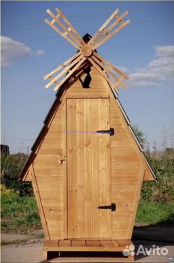Уличный туалет деревянный TVP567