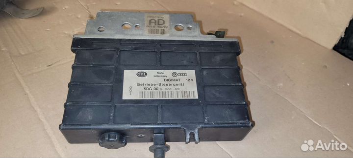 Блок управления АКПП VW Transporter T4 Passat Golf