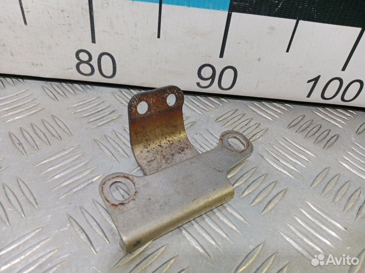 Б/У Кронштейн турбины#002