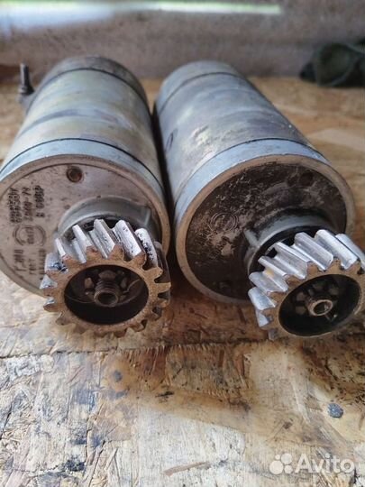 Запчасти на мотоцикл Урал Днепр генератор