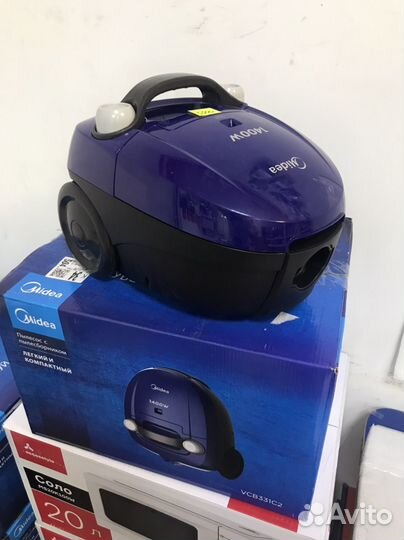 Пылесос Midea мощность 1400W новый