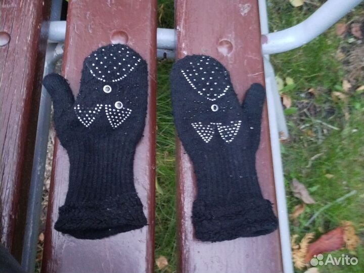 Женские перчатки