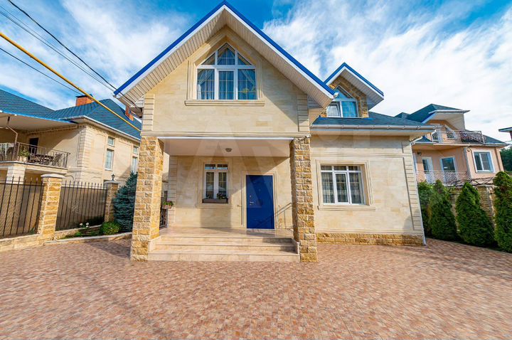 Дом 165 м² на участке 10 сот.