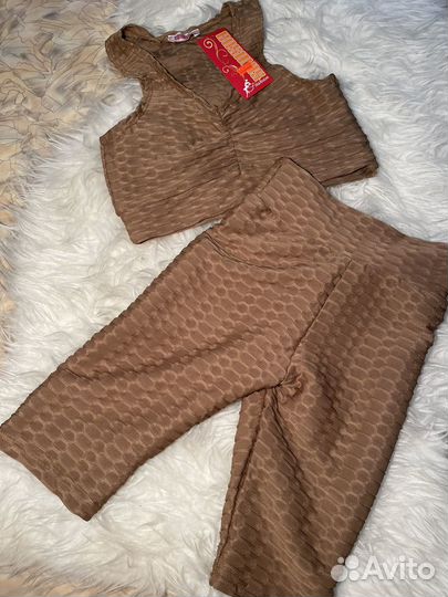 Фирменые вещи на девушку пакетом