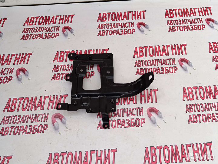 Кронштейн крепление эбу Чери Тигго 7