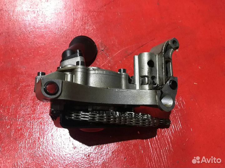 Масляный насос Volkswagen Golf CAV 1.4