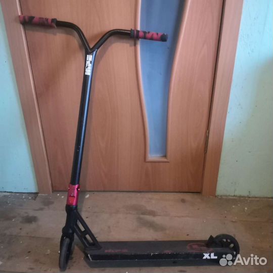 Трюковой самокат Hipe XL