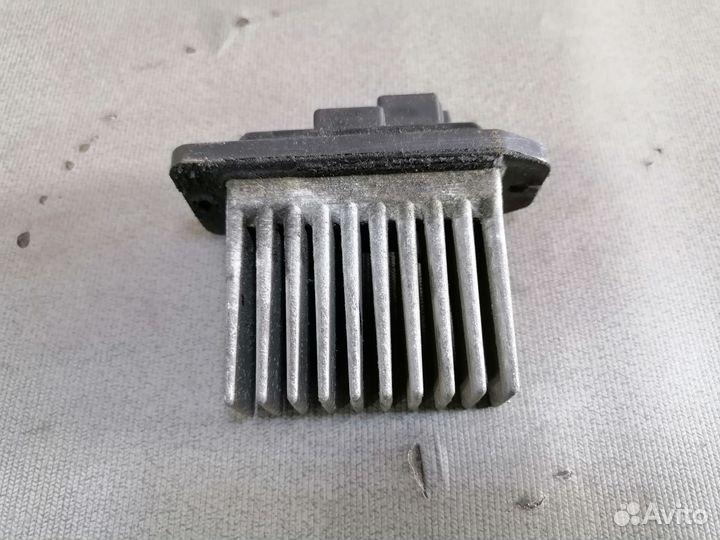 Резистор (реостат) отопителя Mitsubishi Carisma DA