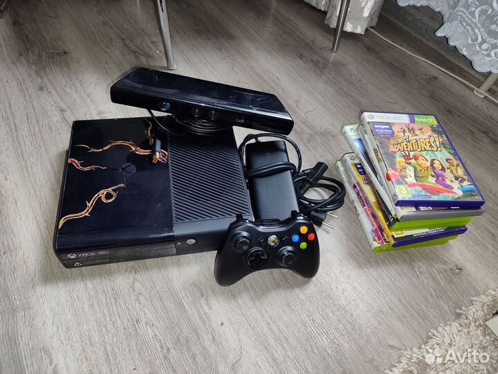 Xbox 360 E 4 GB с Kinect не прошиваемая версия