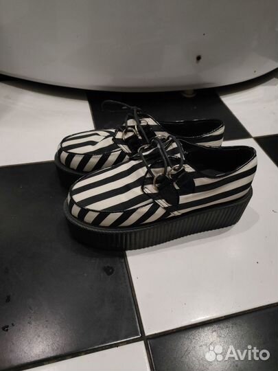 Ботинки женские 37