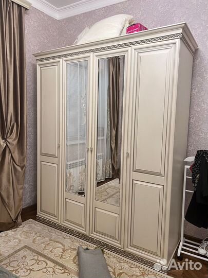 Продается шкаф