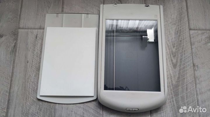 Сканер HP ScanJet 2400