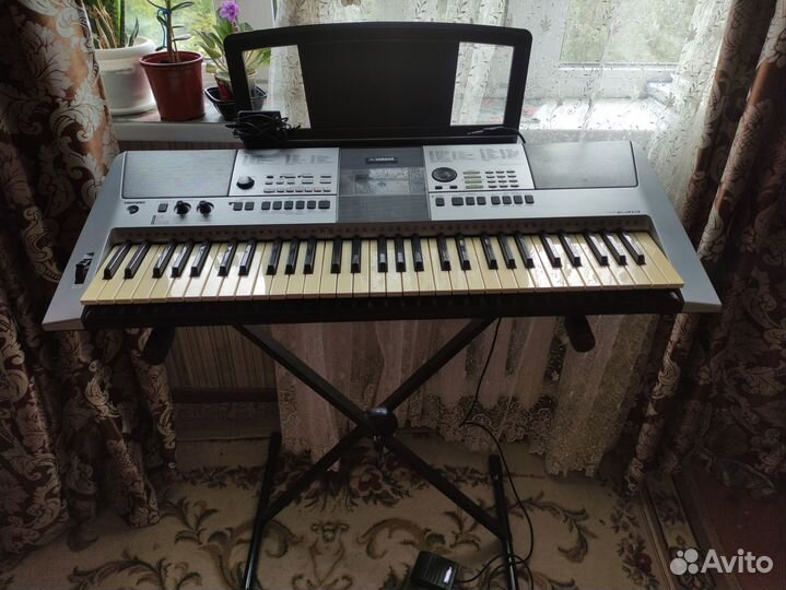 Синтезатор yamaha psr e413