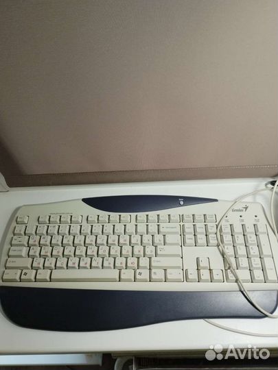 Клавиатура Genius