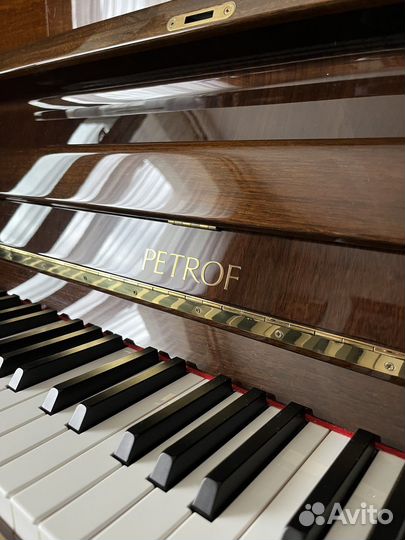Пианино Petrof Барокко