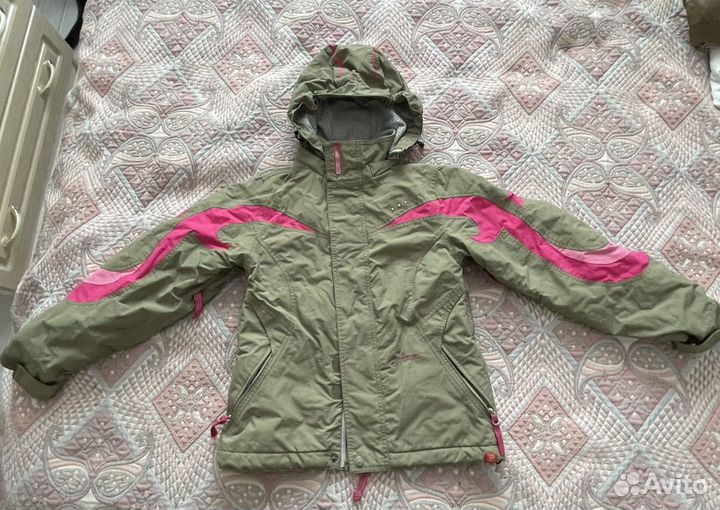 Куртка зимняя для сноуборда женская