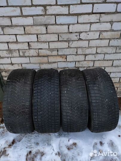 Michelin CrossClimate+ 285/60 R18